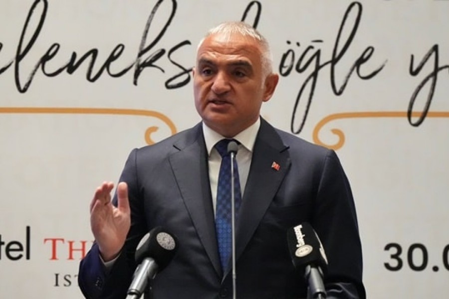 Bakan Ersoy: 3 bin otel kapanabilir